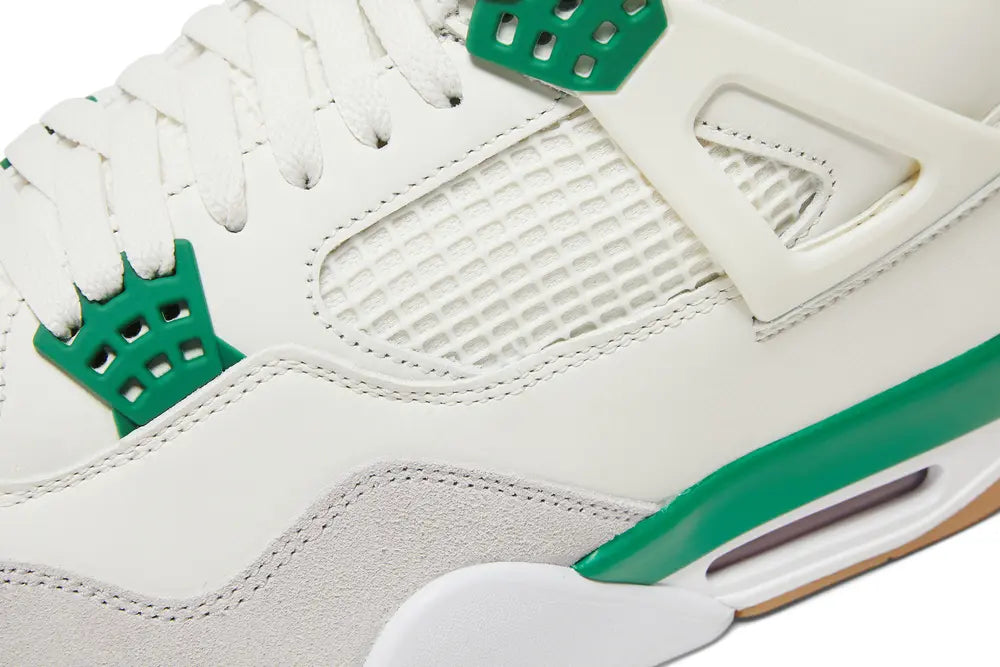 Air Jordan 4 SB 'Pine Green'