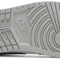 Air Jordan 1 Mid 'Light Smoke Grey'